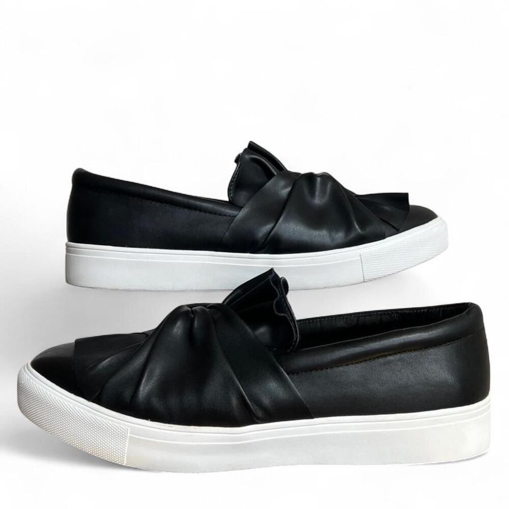 Black Slip-On Sneakers Women’s 10